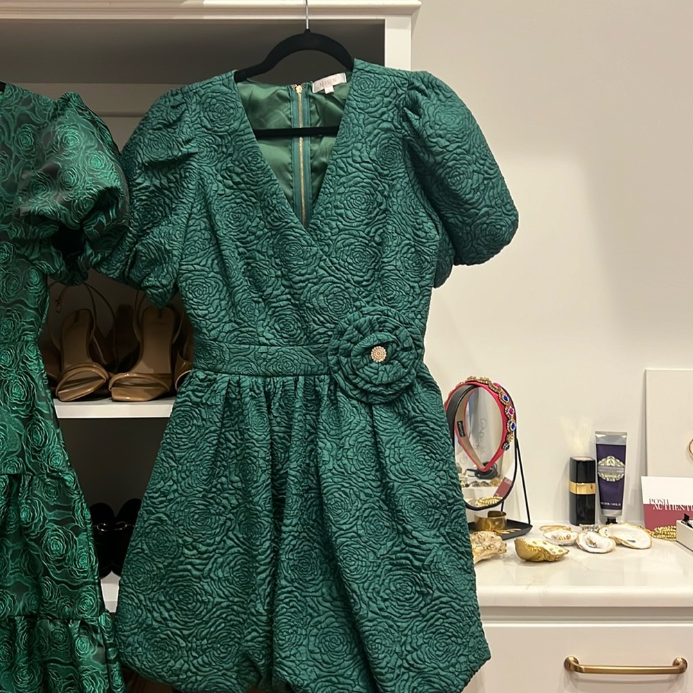 Green textured mini dress